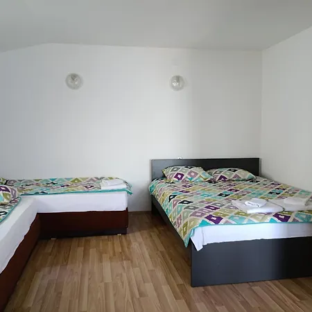 Krste Lejlighed Trpejca